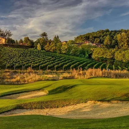 Carolina Курортный комплекс 3*