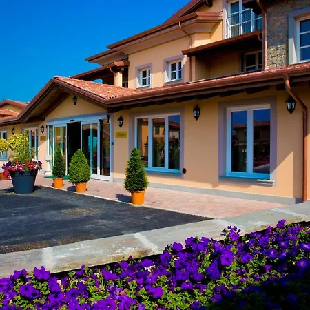 Carolina Resort