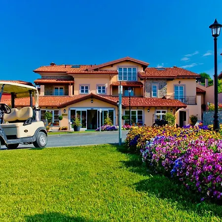 Carolina Resort